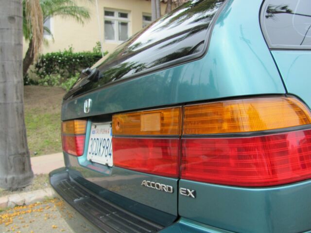 1993 Honda Accord EX Wagon, Time Capsule, lifetime SoCal car, RARE!! - photo 7