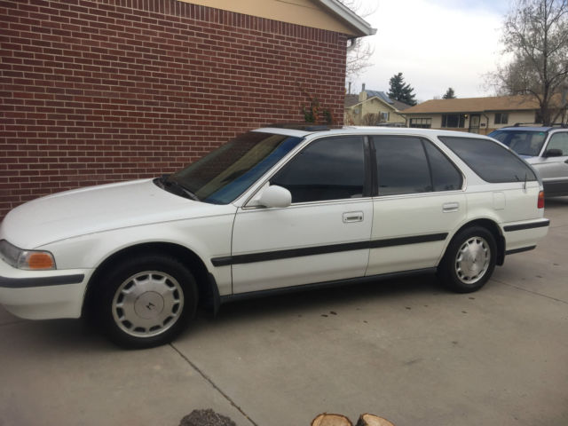 1993 Honda Accord EX Wagon 5-Door 2.2L -- LOW MILES 131,500! MUST SEE! 1993 Honda Accord EX Wagon 5-Door