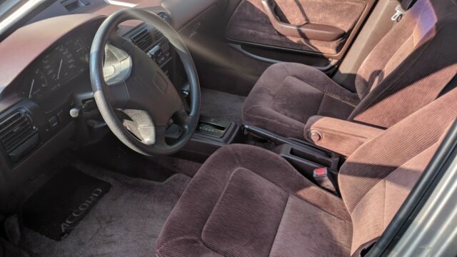 1993 Honda Accord LX - photo 4