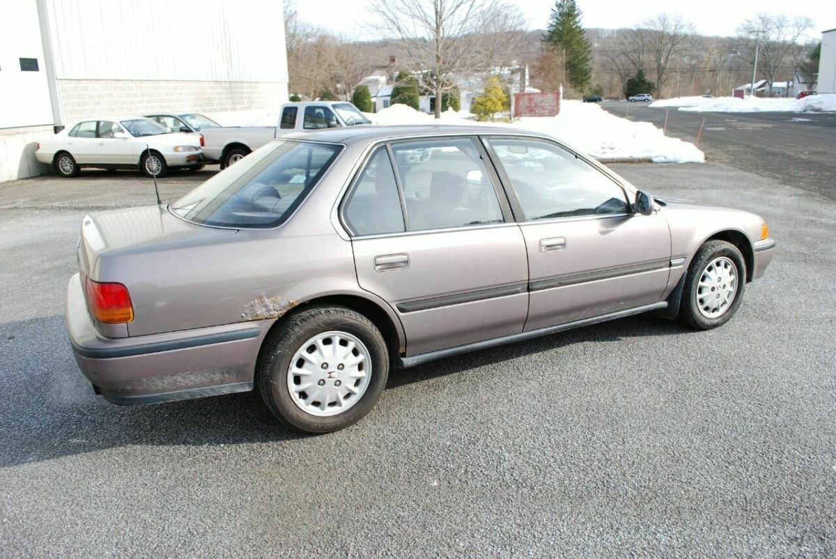 1993 Honda Accord LX 4dr Sedan - photo 12