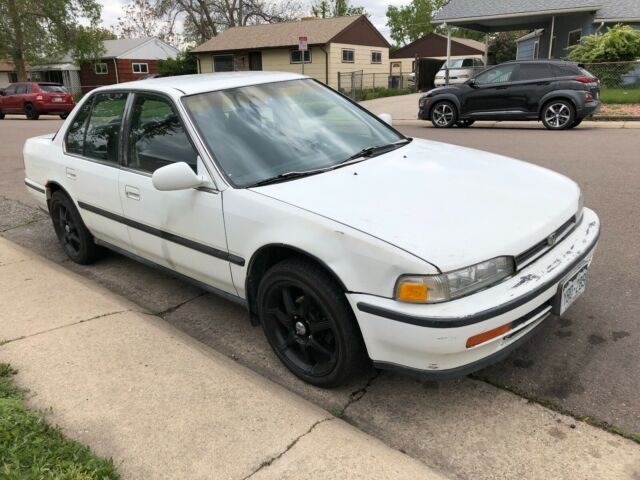 1993 Honda Accord LX Sedan - 5-Speed Standard 1993 Honda Accord LX Sedan