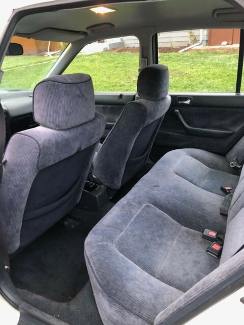 1993 Honda Accord LX Sedan - photo 10