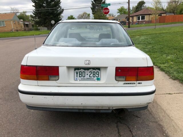 1993 Honda Accord LX Sedan - photo 5