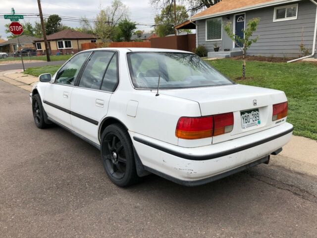 1993 Honda Accord LX Sedan - photo 6