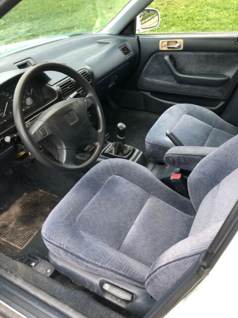 1993 Honda Accord LX Sedan - photo 8