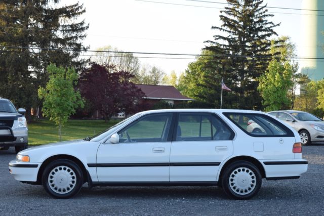 1993 Honda Accord LX - photo 2