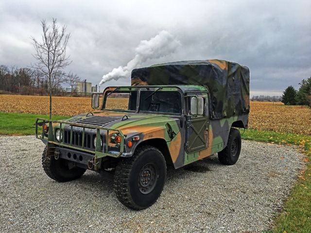 1993 Humvee M998 - troop carrier - 6.2 1980 Hummer H1