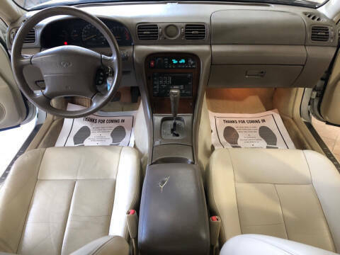 1993 Infiniti J30 Base 4dr Sedan - photo 13