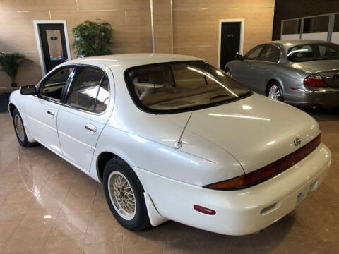 1993 Infiniti J30 Base 4dr Sedan - photo 4