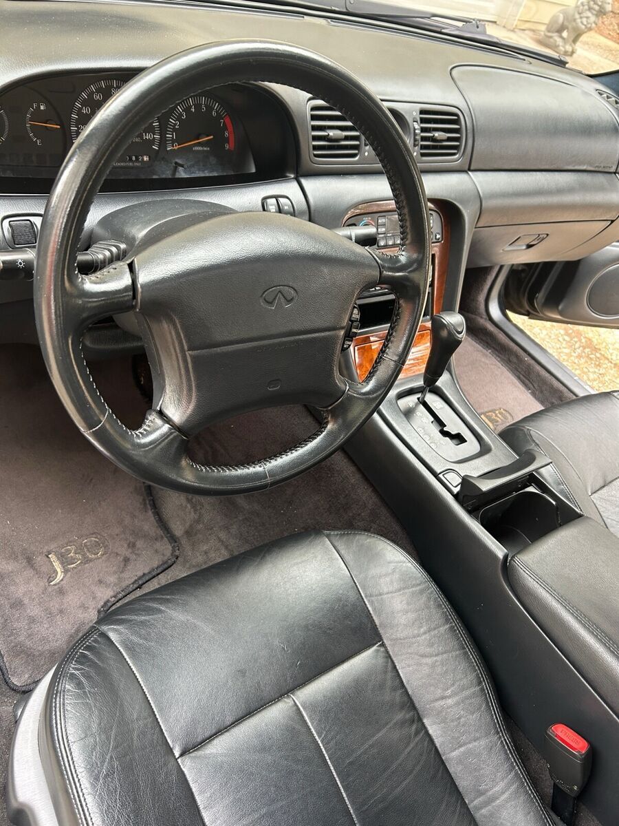 1993 Infiniti J30 - photo 9