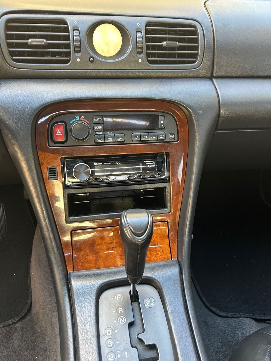 1993 Infiniti J30 T - photo 12