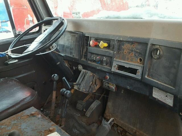 1993 International Harvester 2000 SERIES 80 Inch Wide Steel Cab 68 - photo 8