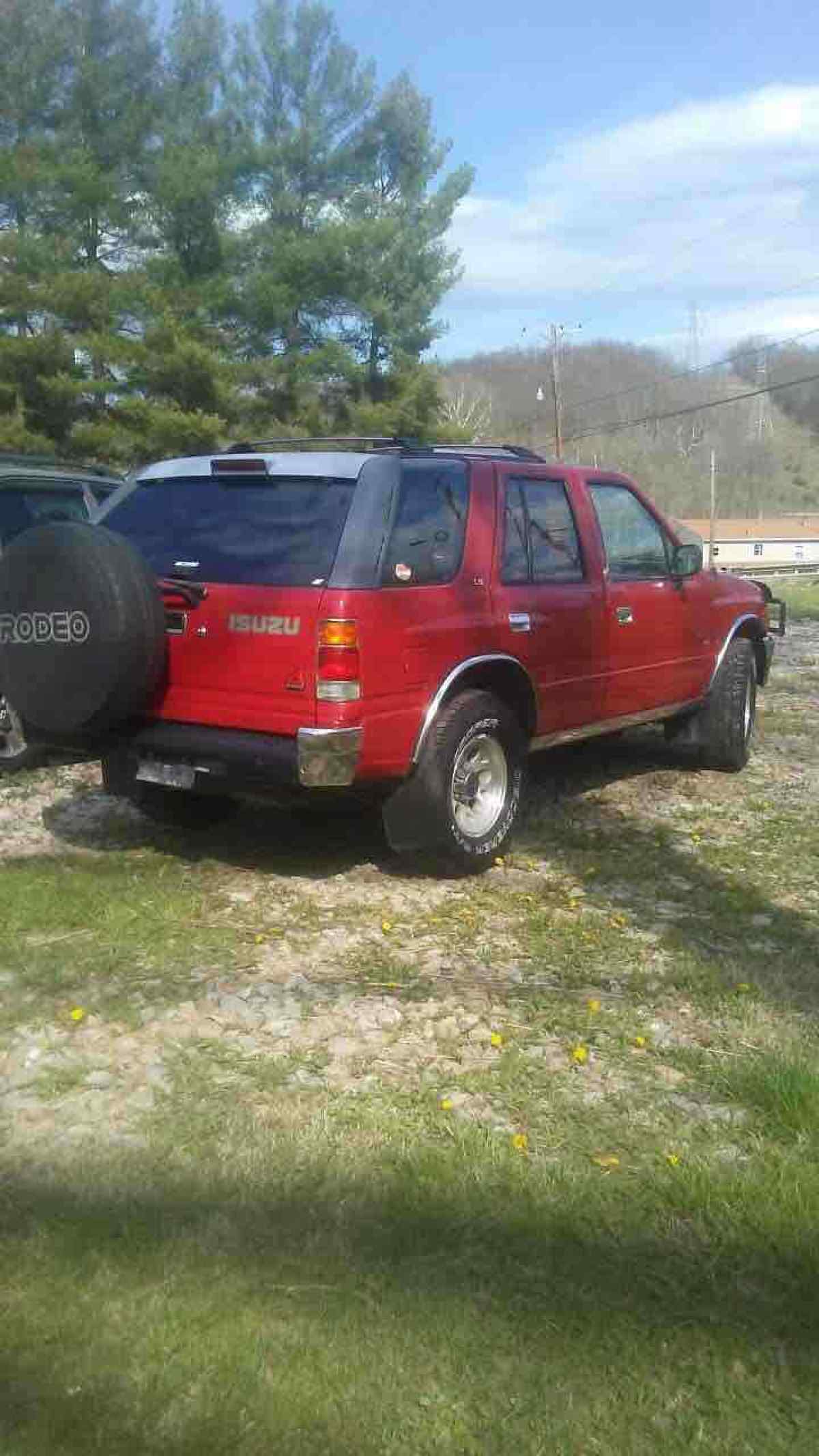 1993 Isuzu Rodeo S - photo 2
