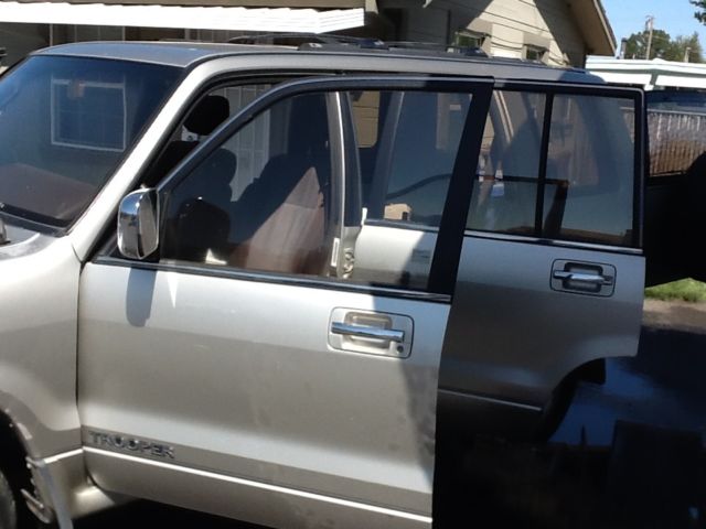 1993 Isuzu Trooper LS - photo 5
