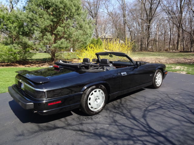 1993 Jaguar convertible XJR-S (not XJS) Fast and Rare No; 23 of 50 sold in US 1993 Jaguar XJR