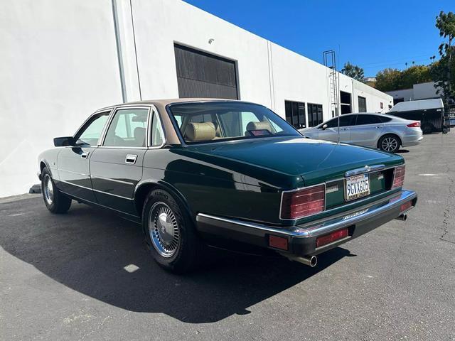 1993 Jaguar XJ XJ6 Sedan 4D - photo 5