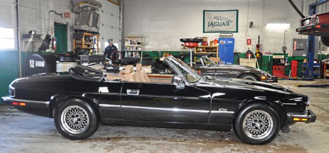 1993 Jaguar XJS convertible rare factory 5 speed manual transmission 6 cylinders 1993 Jaguar XJS Convertible