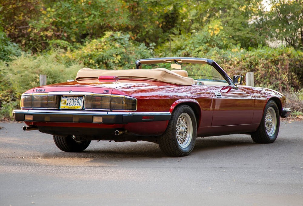 1993 Jaguar XJS Low 74k mi Convertible  Spent Life in NV CARFAX WE SHIP! - photo 5