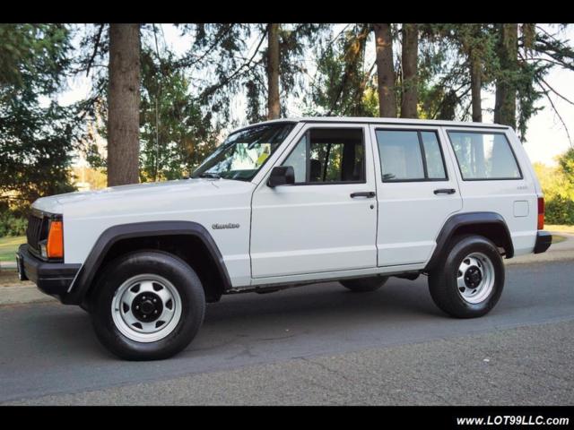 1993 Jeep Cherokee 4dr 4X4 Automatic MP3 CD Player - photo 2