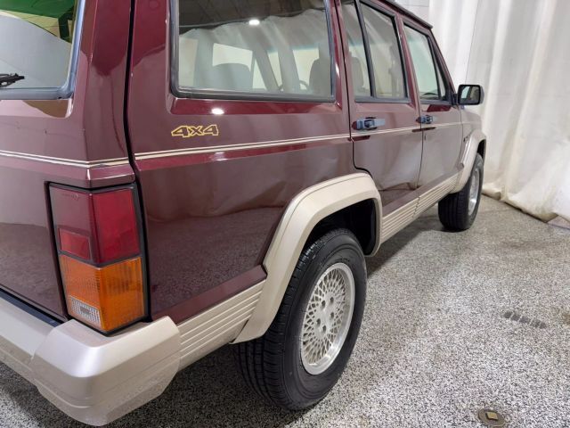 1993 Jeep Cherokee Country Sport Utility 4D - photo 13
