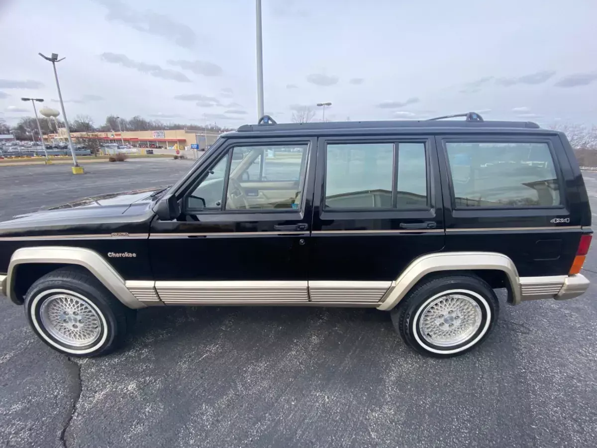 1993 jeep cherokee country sport 1993 Jeep Cherokee COUNTRY