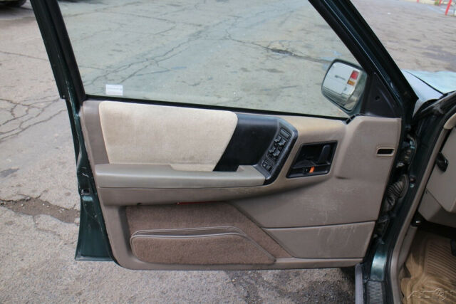 1993 Jeep Grand Cherokee Laredo - photo 10