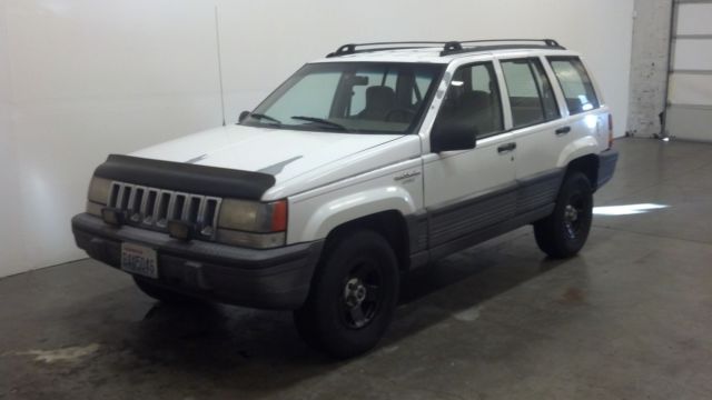 1993 Jeep Grand Cerokee Laredo 1993 Jeep Cherokee Laredo