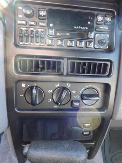 1993 Jeep Cherokee - photo 10