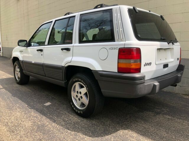 1993 Jeep Grand Cherokee Laredo - photo 4