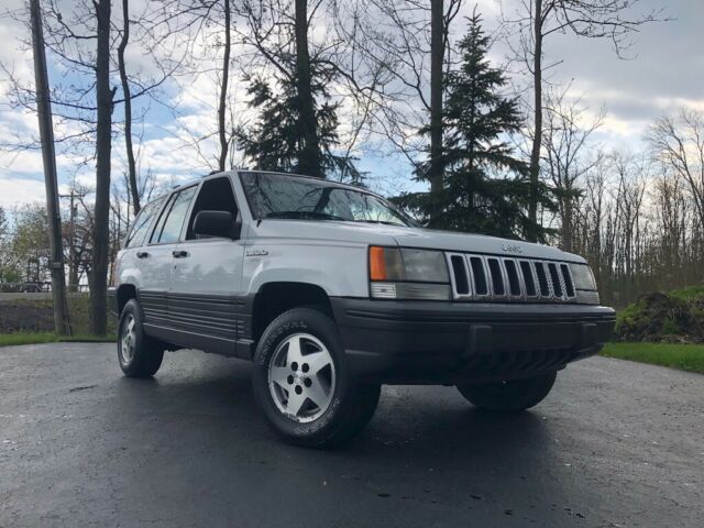 1993 Jeep Grand Cherokee Laredo W/62k Miles 1993 Jeep Grand Cherokee Laredo