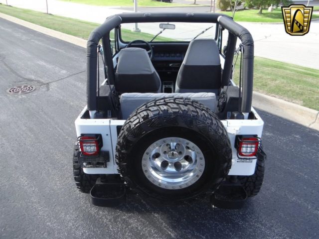 1993 Jeep Wrangler Base Sport Utility 2-Door - photo 10