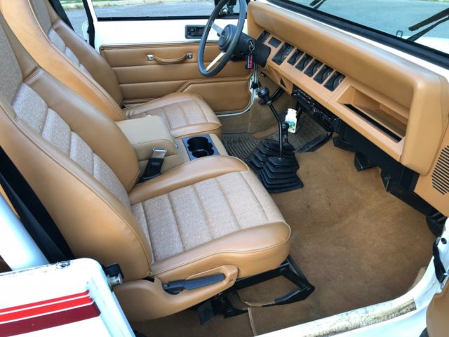 1993 Jeep Wrangler 27K Original Miles - photo 9