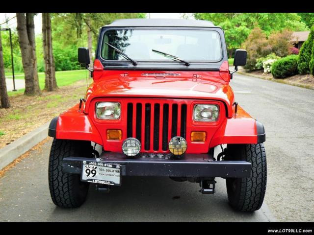 1993 Jeep Wrangler 4 Cylinder ** NEW CLUTCH** 5 Speed - photo 3
