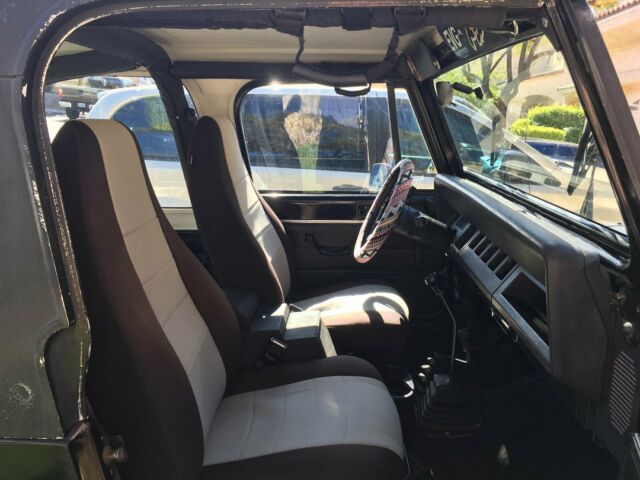 1993 Jeep Wrangler - photo 7