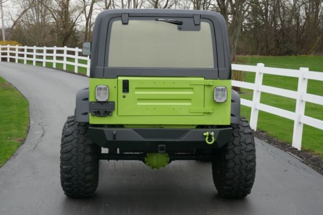 1993 Jeep Wrangler -4X4 YJ GRAVE DIGGER JR-LIFTED-BIG LITTLE TRUCK-SE - photo 6