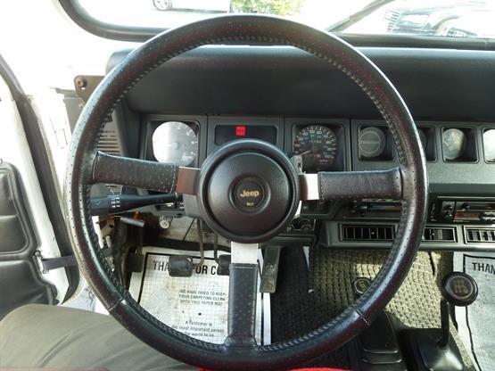 1993 Jeep Wrangler Base 2dr 4WD SUV - photo 12