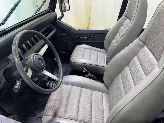 1993 Jeep Wrangler S Sport Utility - photo 11