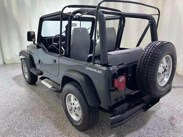 1993 Jeep Wrangler S Sport Utility - photo 6