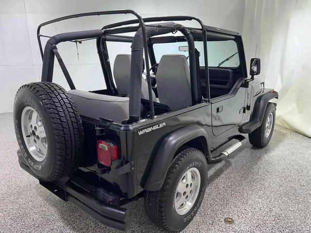 1993 Jeep Wrangler S Sport Utility - photo 7