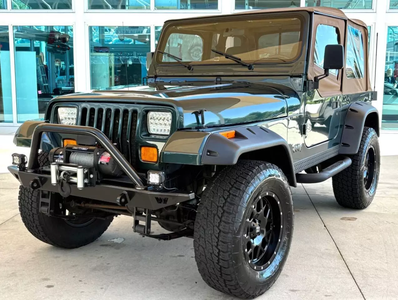 1993 Jeep Wrangler Sahara 2dr 4WD SUV