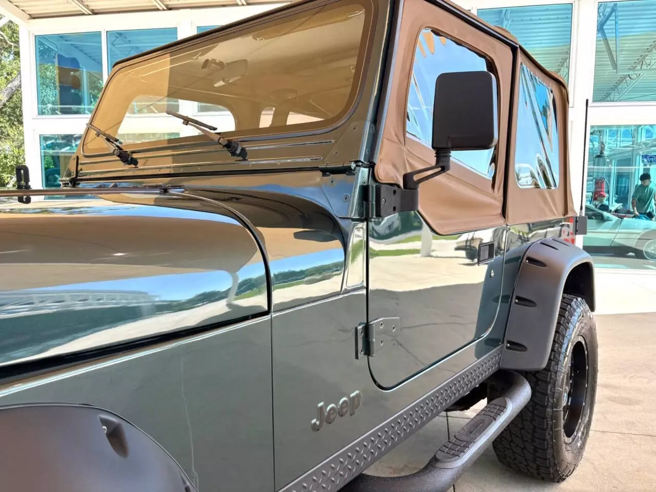 1993 Jeep Wrangler Sahara 2dr 4WD SUV - photo 11