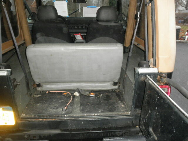 1993 Jeep Wrangler Sahara - photo 13