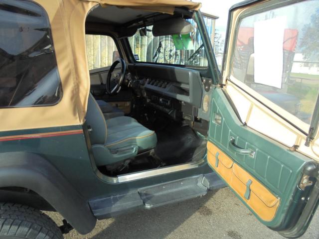 1993 Jeep Wrangler Sahara Sport Utility 2-Door - photo 5