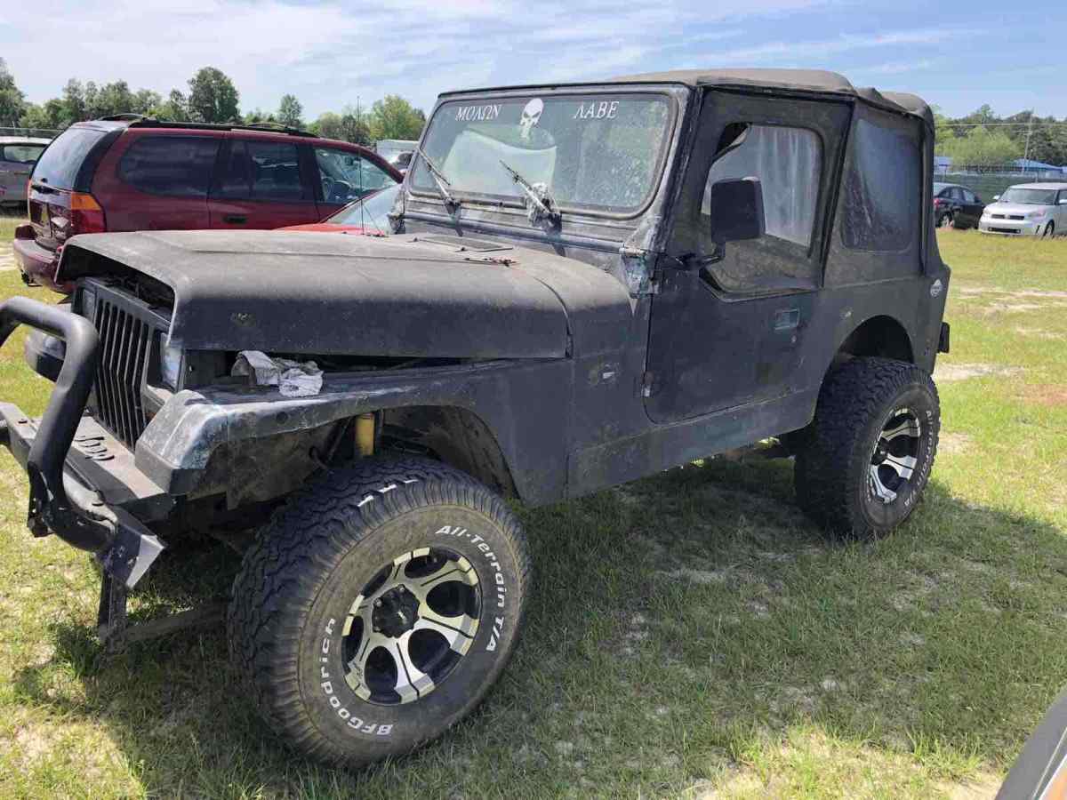 1993 Jeep Wrangler S - photo 2