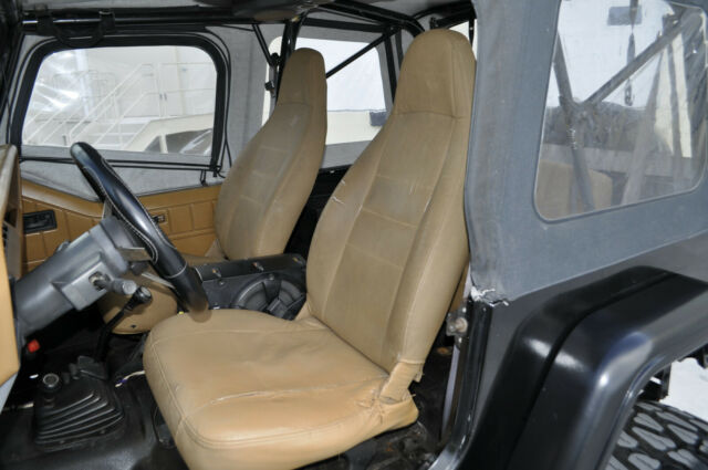 1993 Jeep Wrangler YJ 4X4 - photo 11