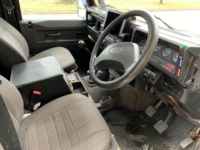 1993 Land Rover Defender County - photo 9
