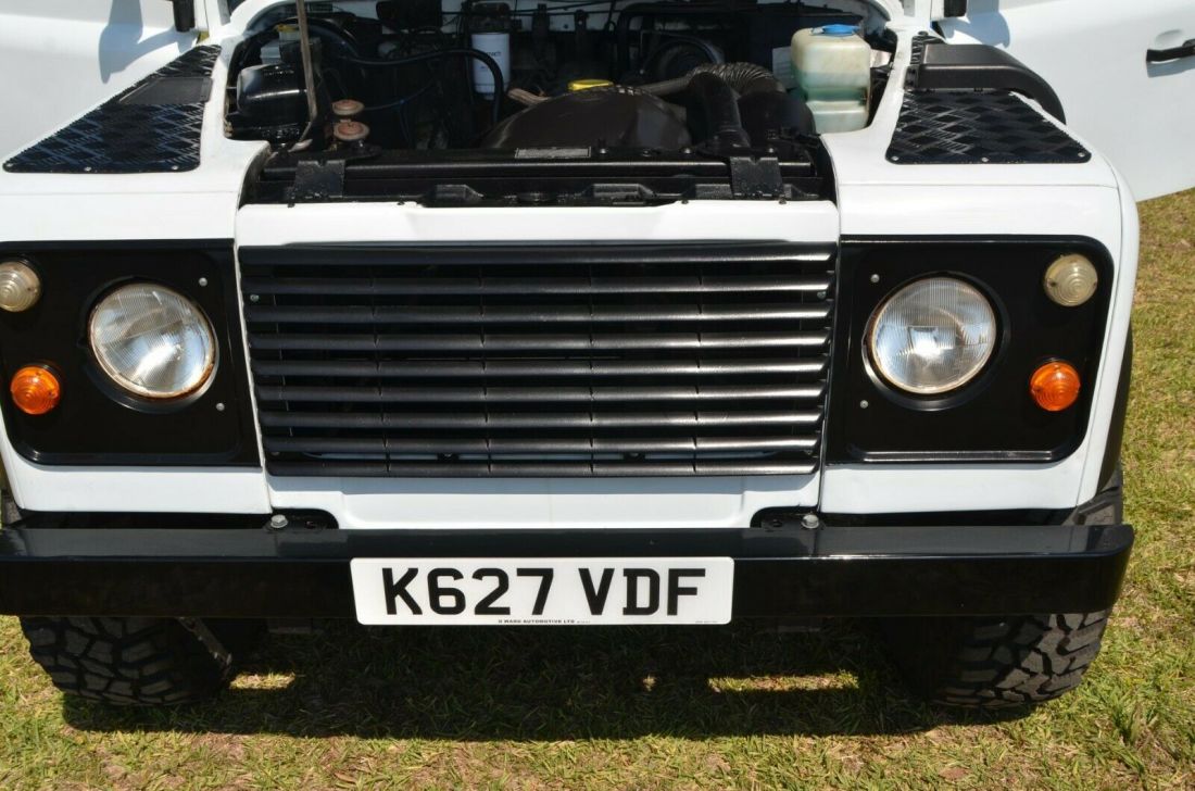 1993 Land Rover Defender defender 110 - photo 2