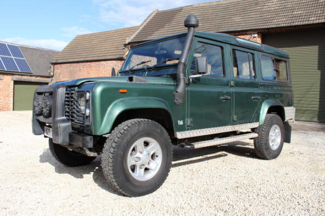 1980 Land Rover Defender County Station Wagon - photo 4