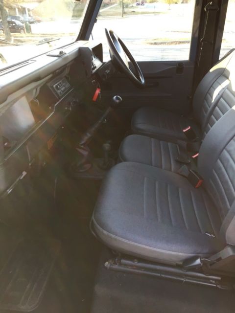 1993 Land Rover Defender 5-Door - photo 11