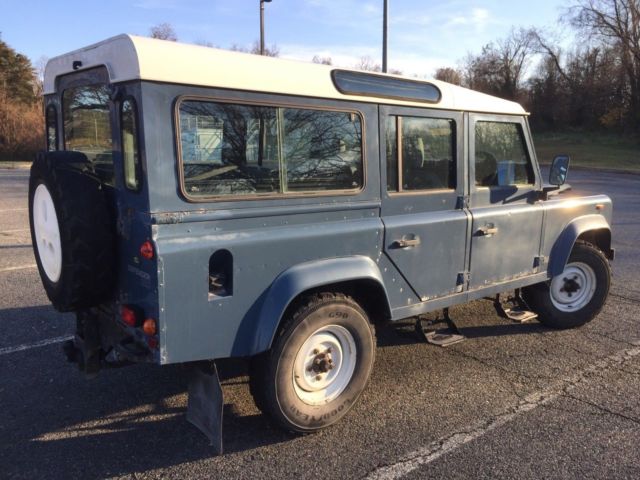 1993 Land Rover Defender 5-Door - photo 4